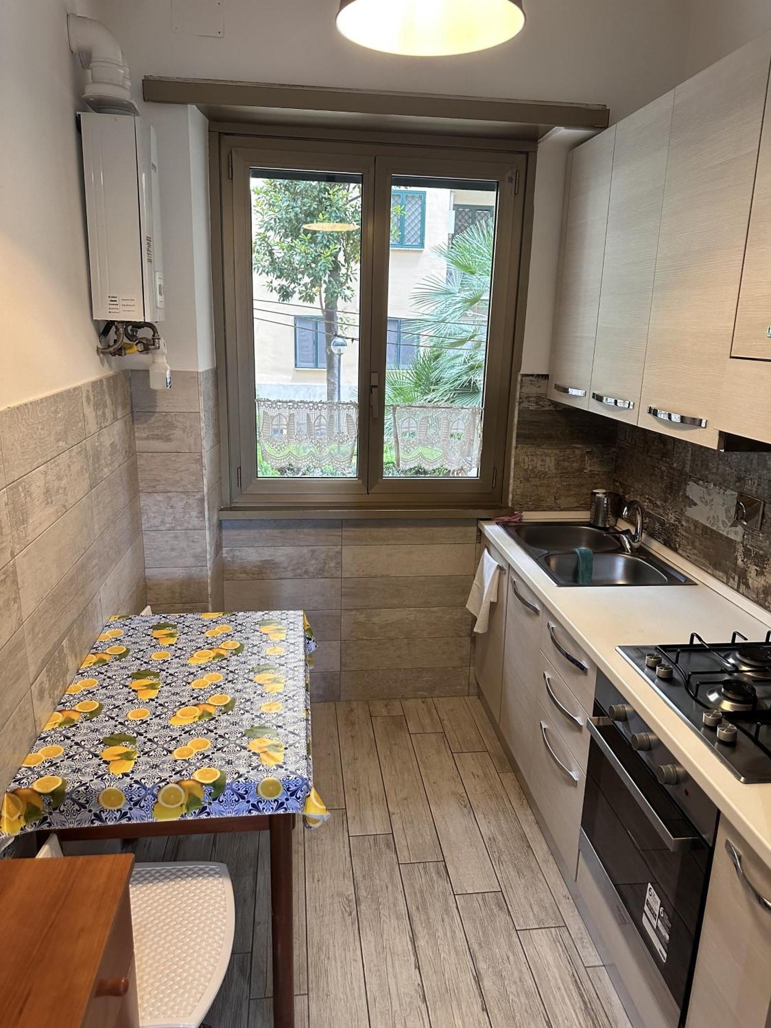 Rhome Away Montagnola Rome Bagian luar foto