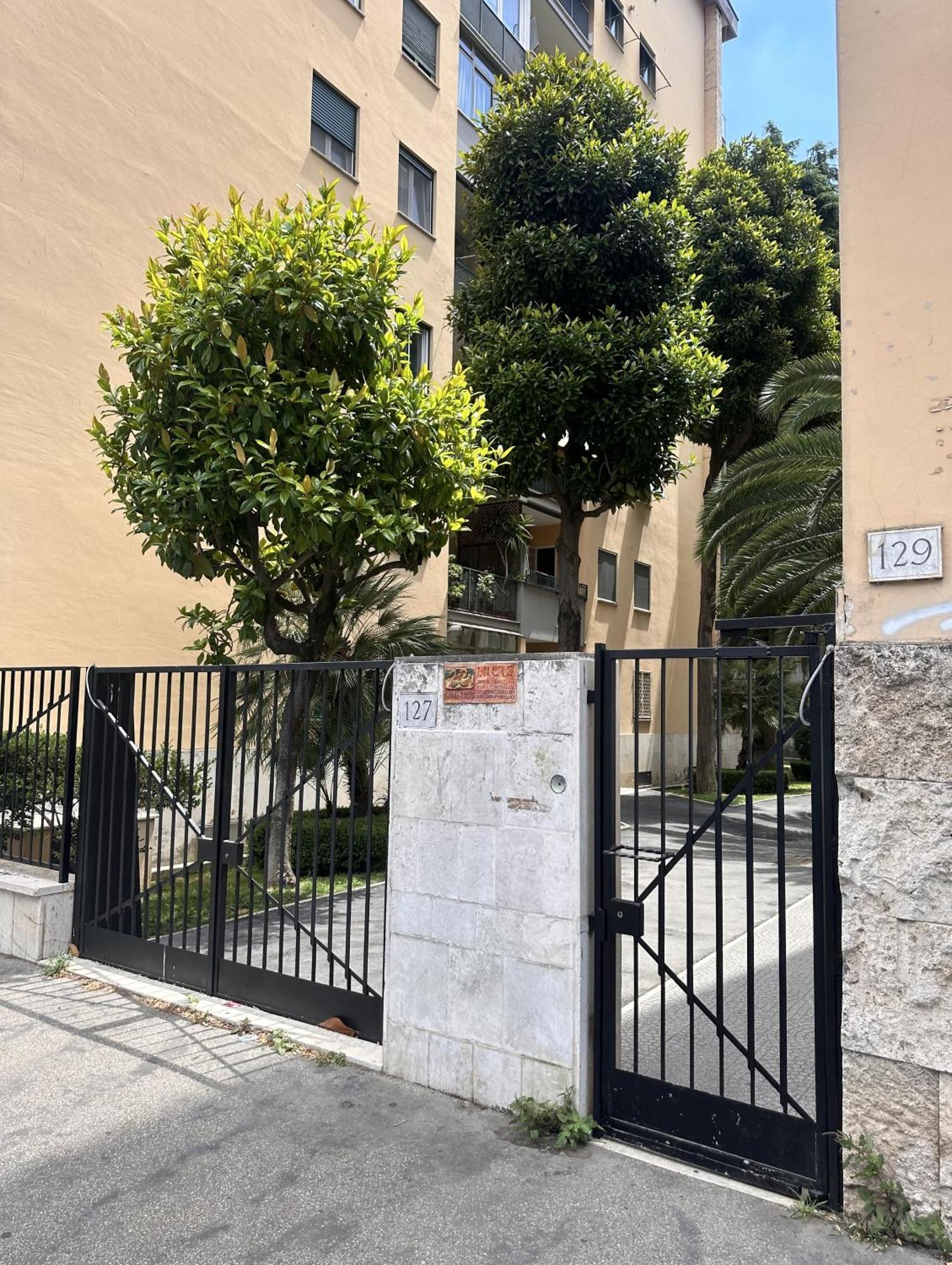 Rhome Away Montagnola Rome Bagian luar foto